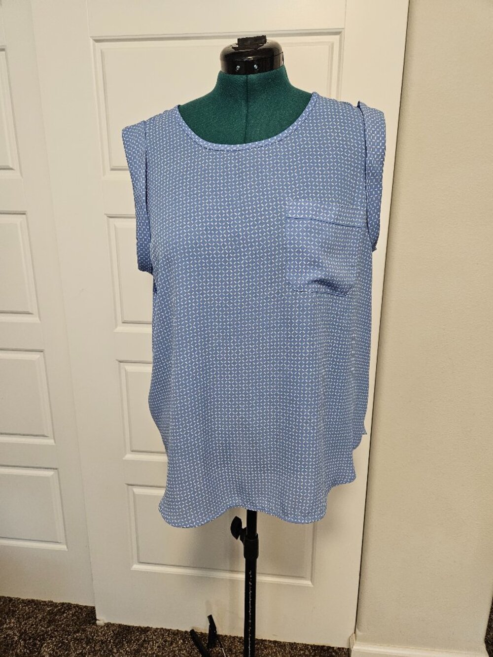 Loft Blouse Soft Blue with White accents XL
